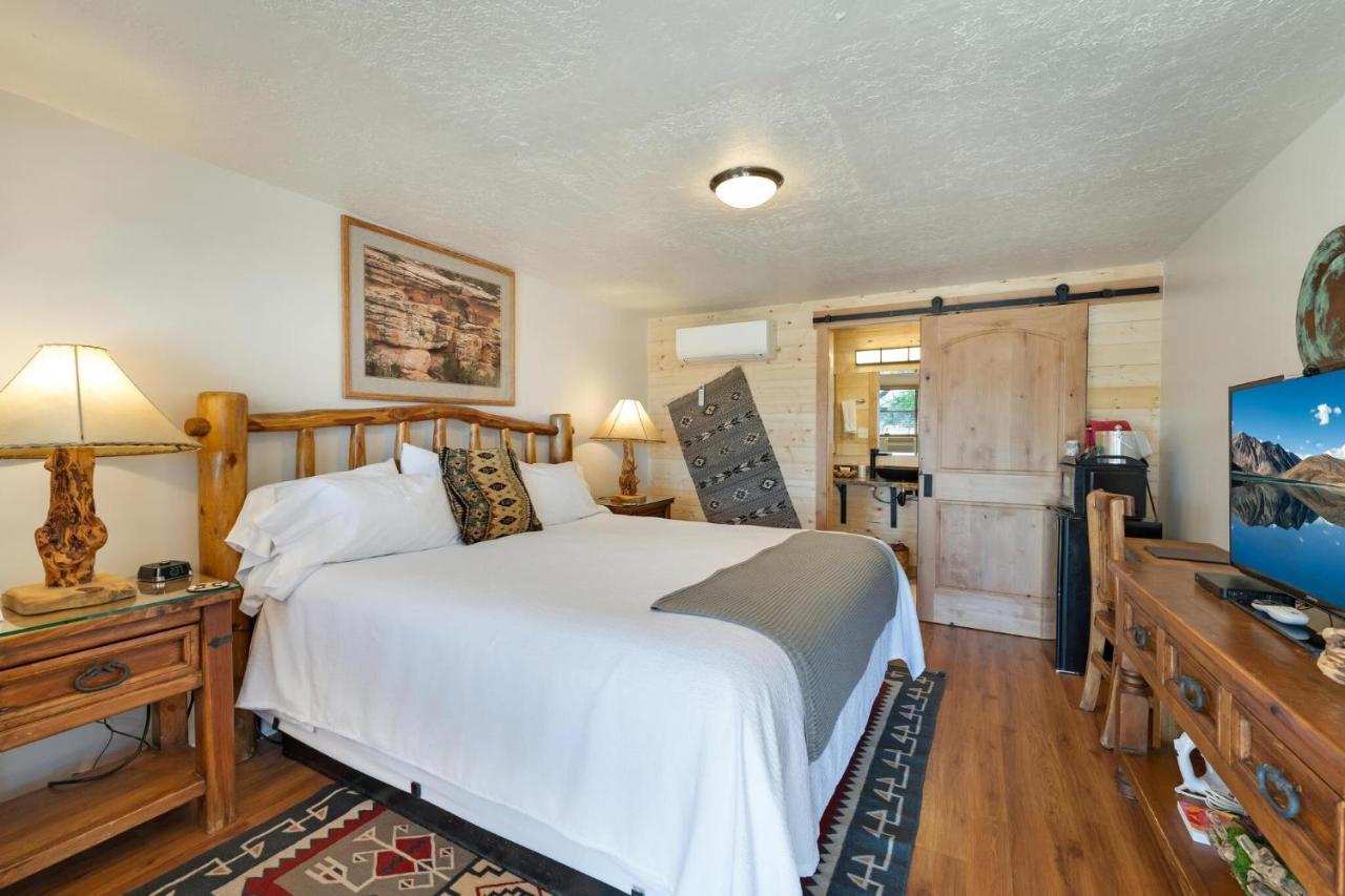 Stone Lizard Lodge Blanding Dış mekan fotoğraf