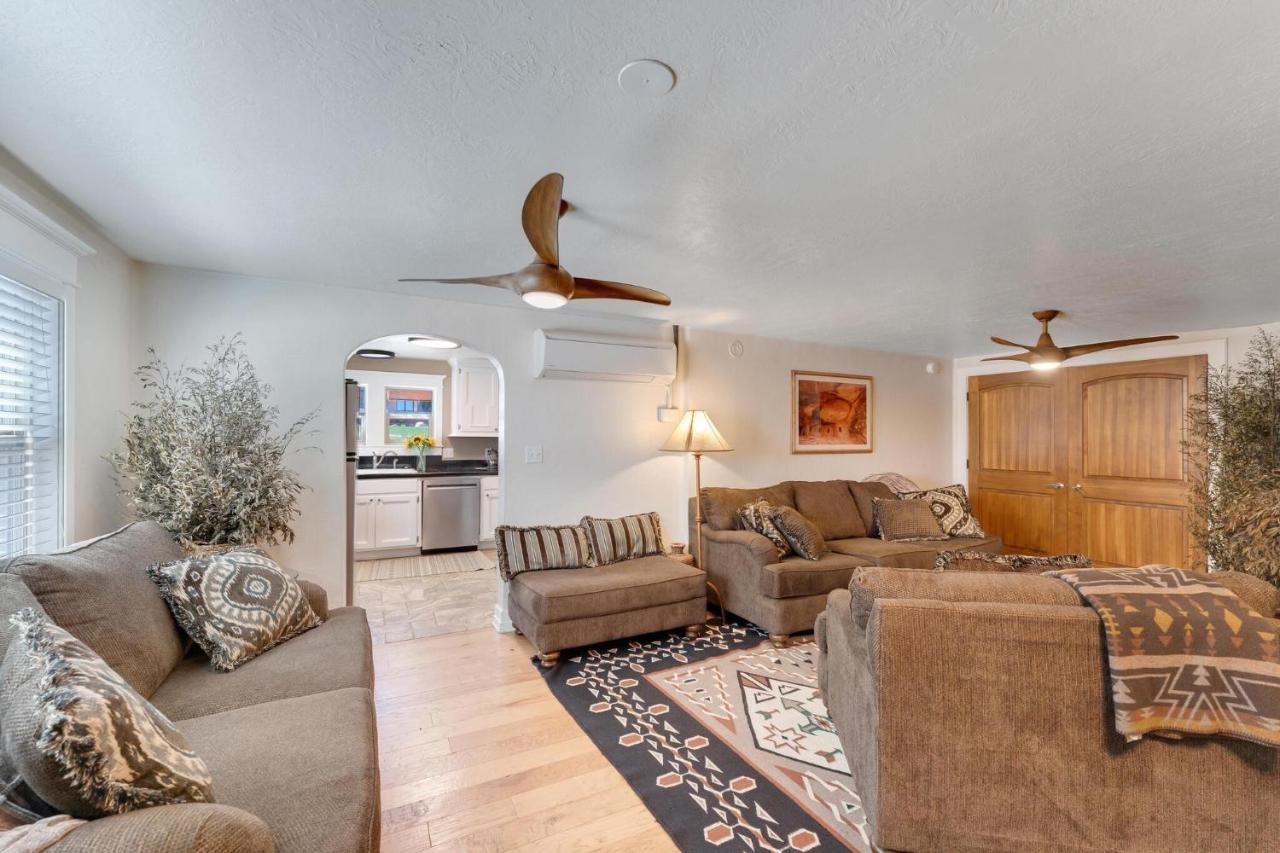 Stone Lizard Lodge Blanding Dış mekan fotoğraf