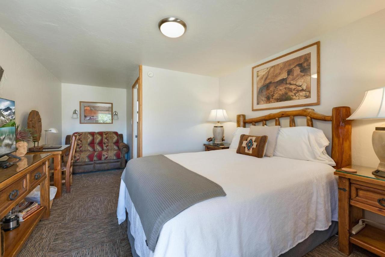 Stone Lizard Lodge Blanding Dış mekan fotoğraf