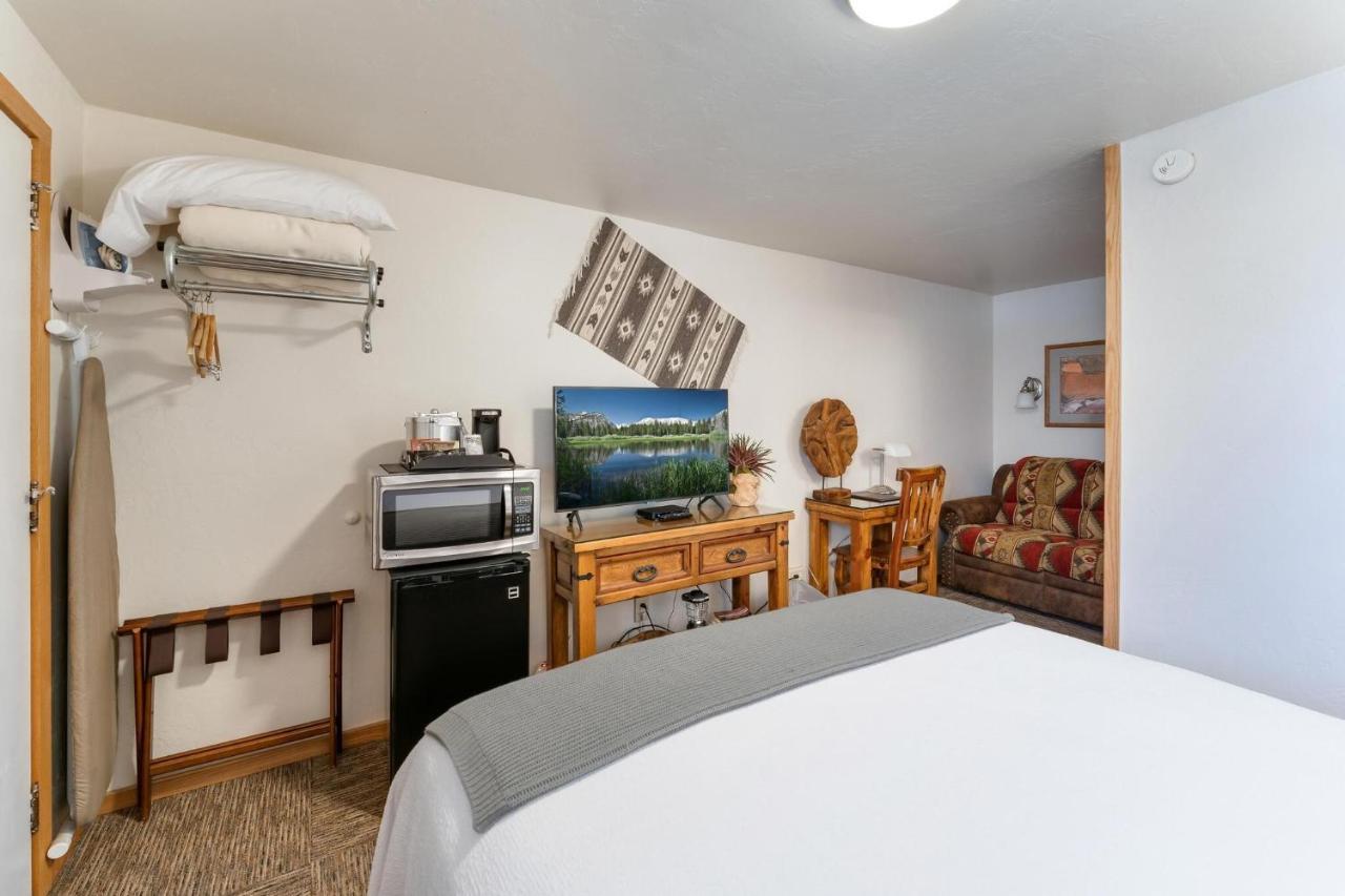 Stone Lizard Lodge Blanding Dış mekan fotoğraf