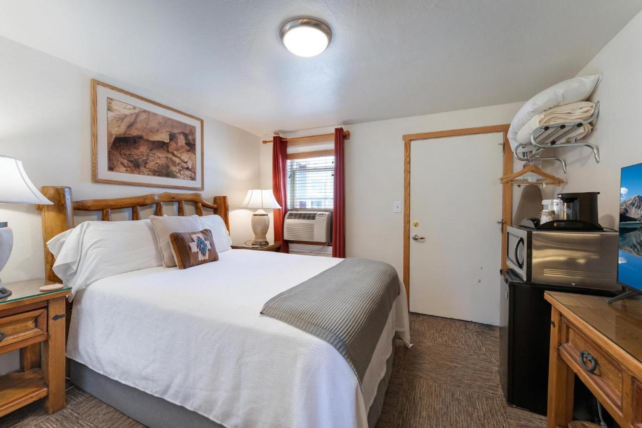 Stone Lizard Lodge Blanding Dış mekan fotoğraf