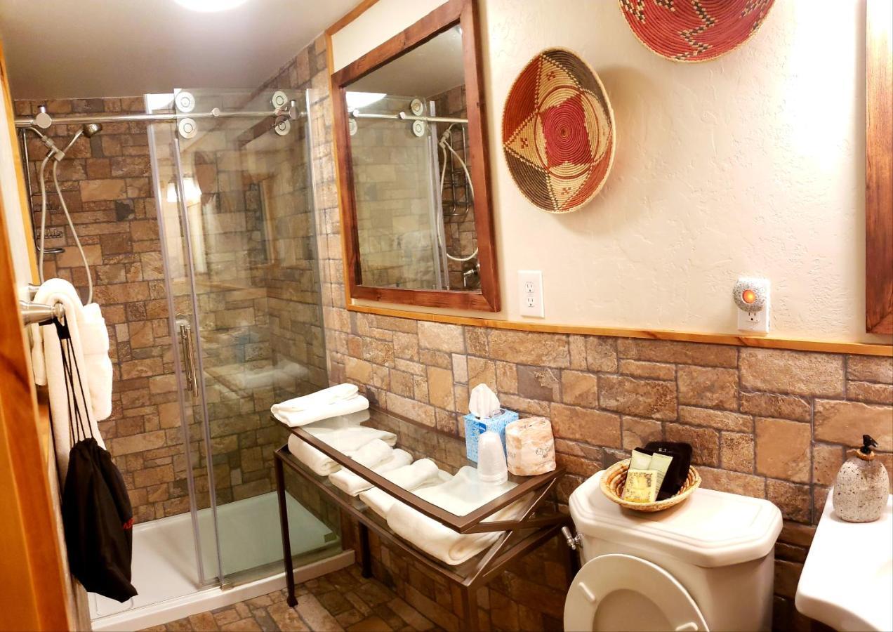 Stone Lizard Lodge Blanding Dış mekan fotoğraf